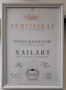 2019: lyninails - Nailart Schulung